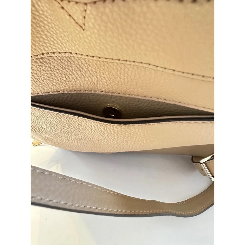 Michael‎ Kors Pebble Leather Backpack Beige Convertible Straps Everyday Casual